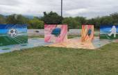 Jóvenes sanlorenceños pintaron murales en la Plaza del Deporte