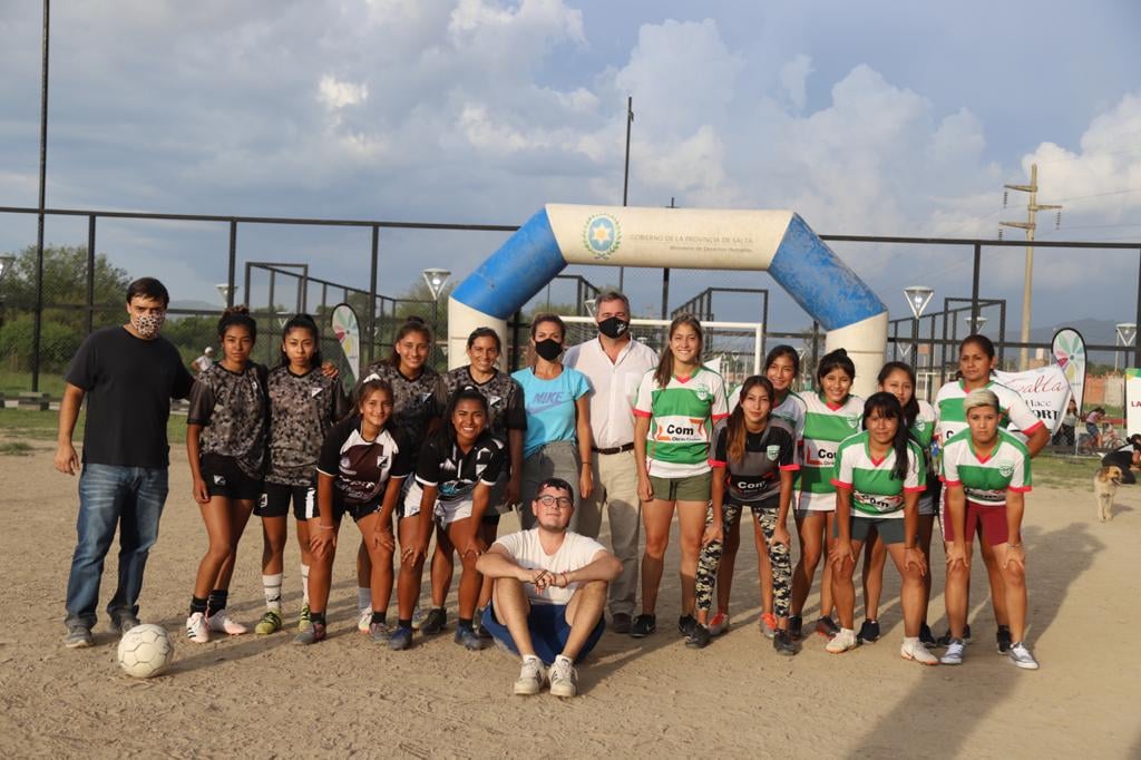 Encuentro deportivo en La Lonja