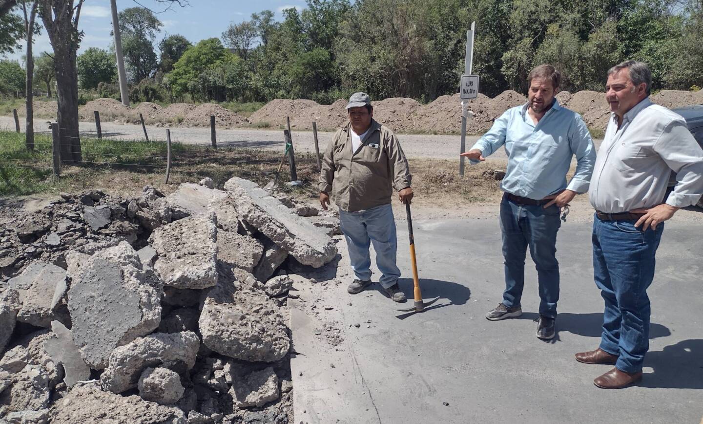 El municipio trabaja en la reparación del pavimento en zona Sur