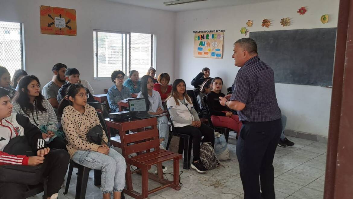 LA MUNICIPALIDAD DE SAN LORENZO INICIÓ LA PRIMERA CAPACITACIÓN JUNTO A LA UNSA