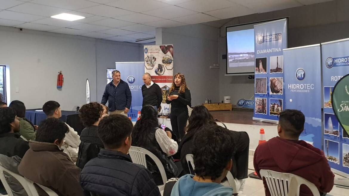 SAN LORENZO CAPACITÓ A LOS JÓVENES EN MINERÍA