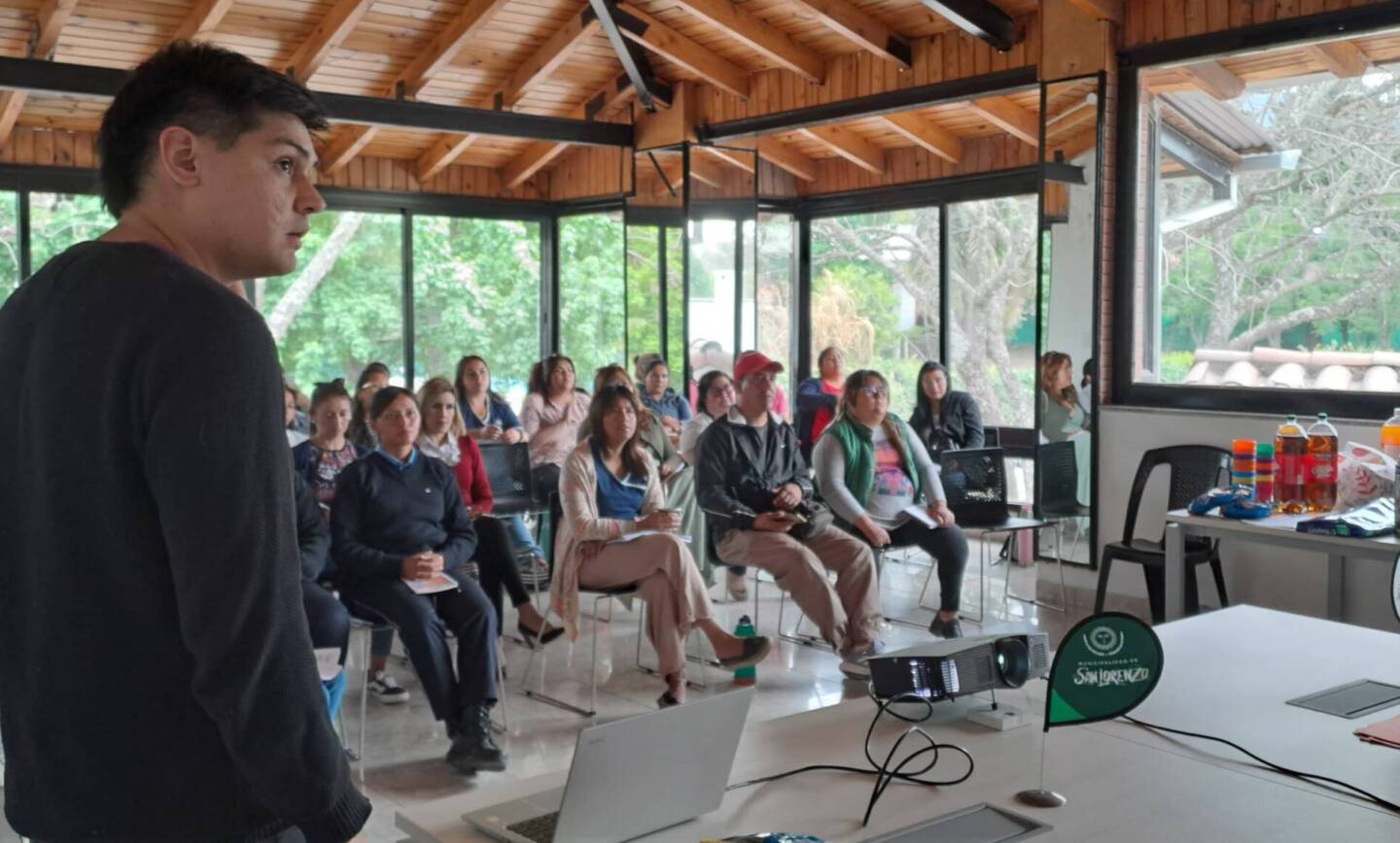 PERSONAL MUNICIPAL SE CAPACITÓ EN EL «FORTALECIMIENTO DEL SISTEMA DE PROTECCIÓN DE LAS INFANCIAS»