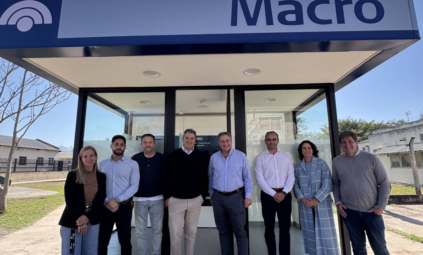 Banco Macro y la Municipalidad de San Lorenzo inauguraron un cajero automático en Atocha