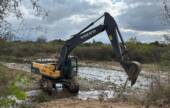 Comenzaron las obras de encauzamiento en el río Arias y Arenales