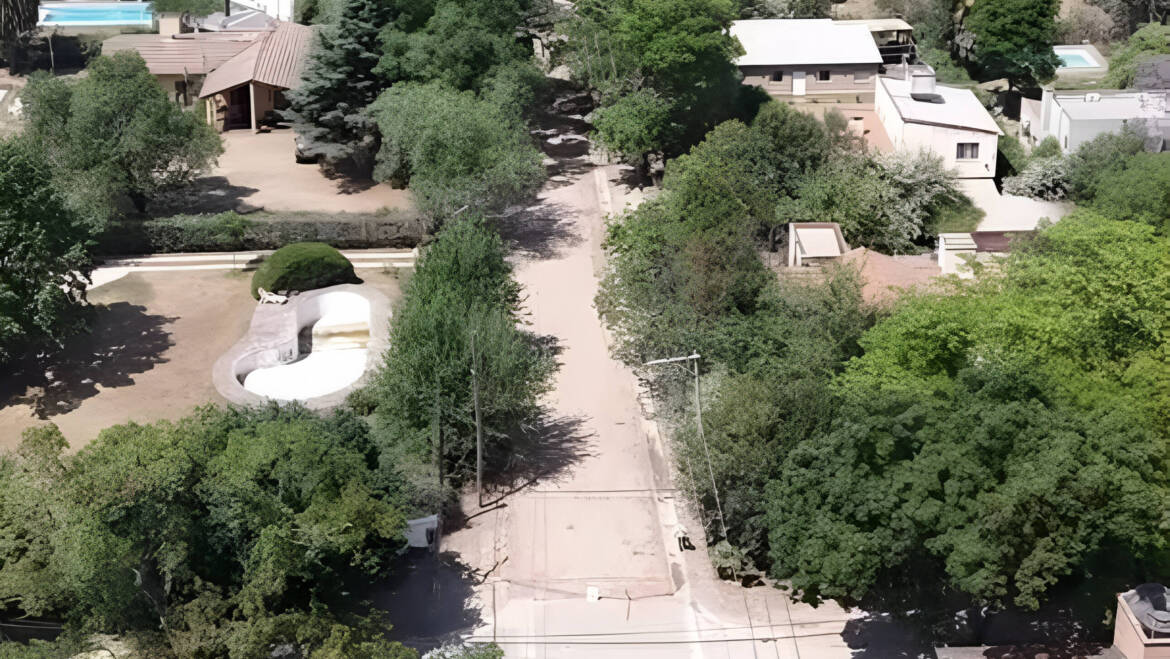 Avanzan las obras de adoquinado en calle Miguel Cané de Villa San Lorenzo