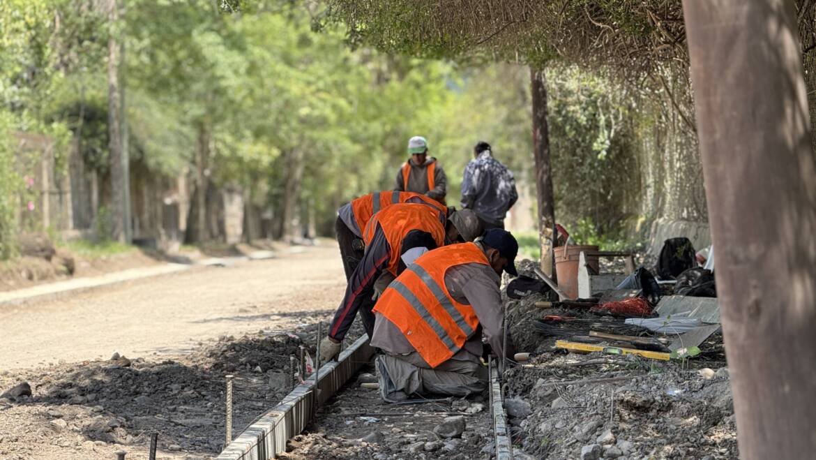 Comenzaron las obras de adoquinado en calle Belisario Roldán de Villa San Lorenzo