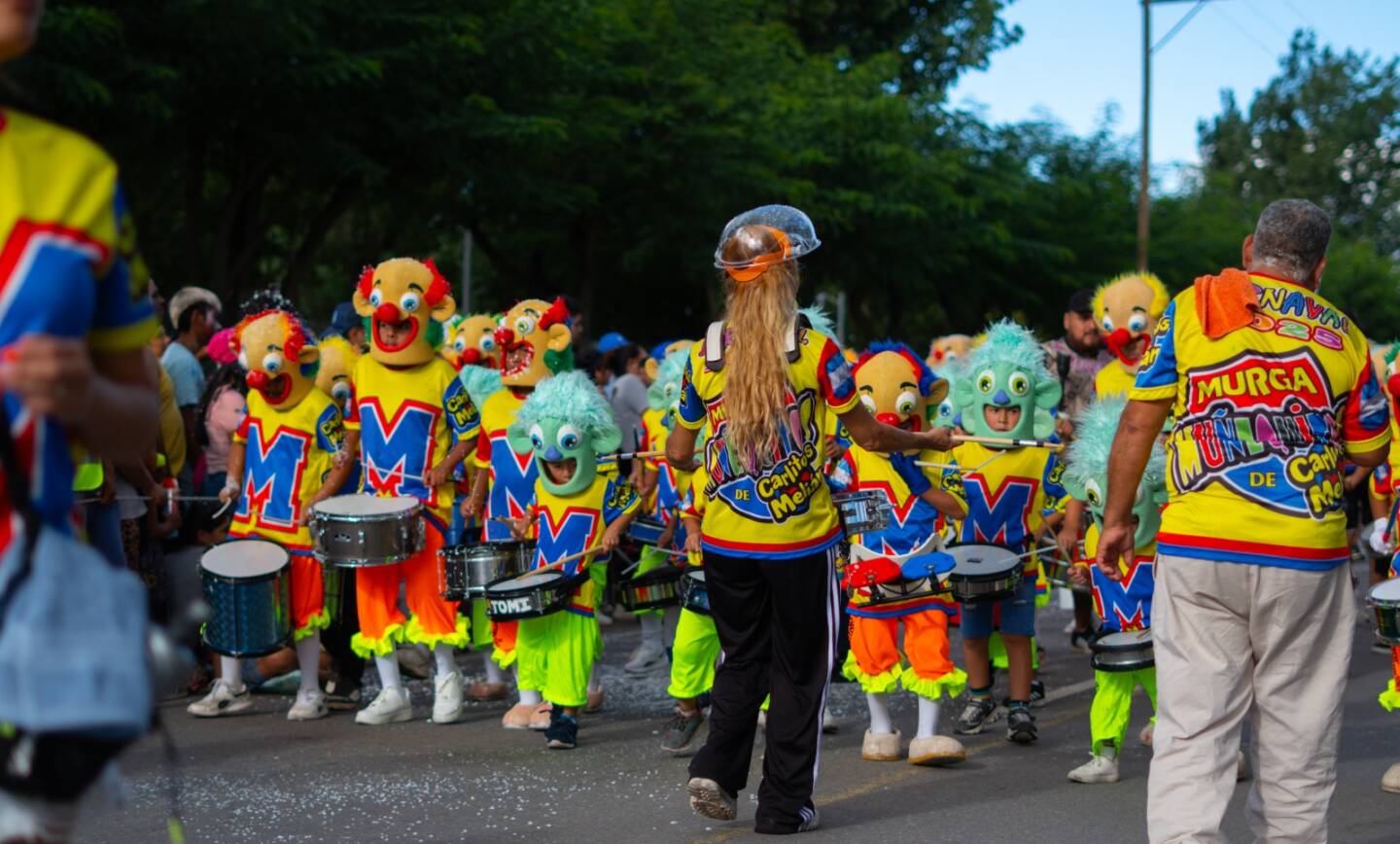 Llega a Atocha el gran Corso de la Familia organizado junto a Carlitos Melián