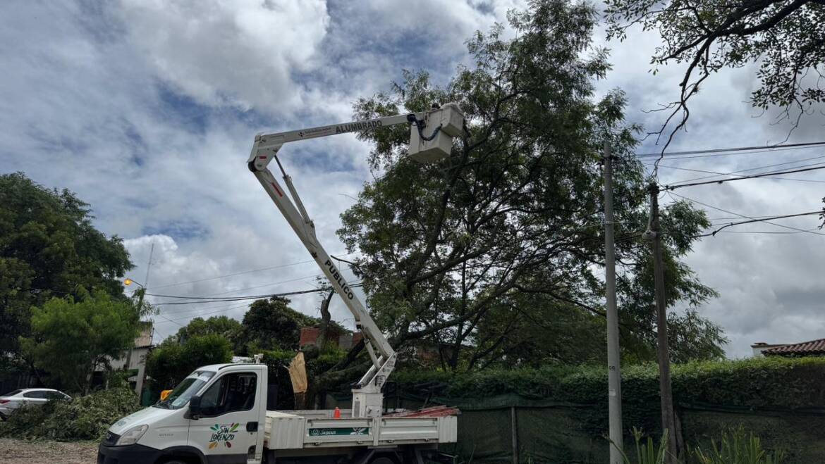 Amplio operativo municipal tras las fuertes lluvias en San Lorenzo