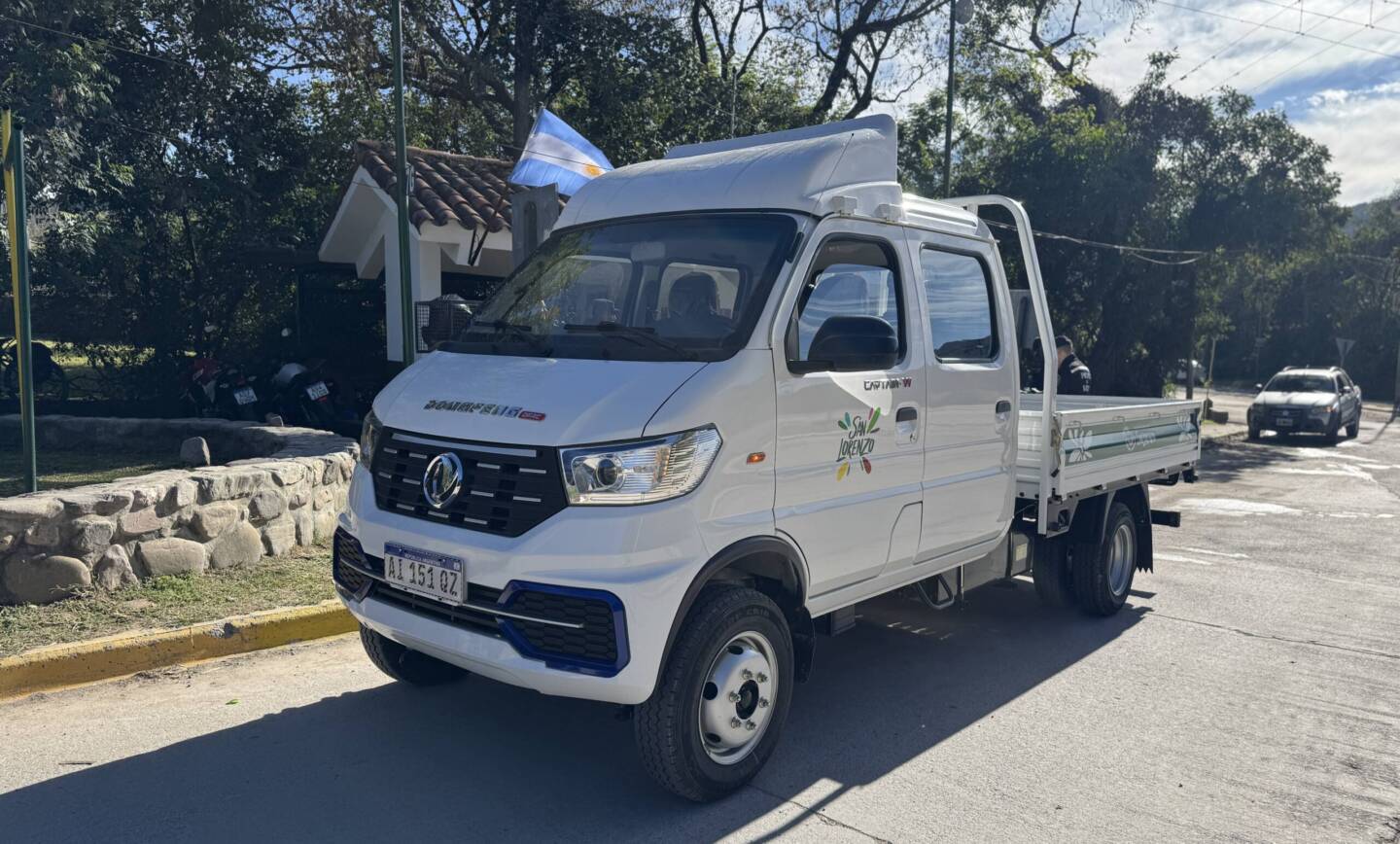 La Municipalidad de San Lorenzo incorporó dos nuevos camiones con recursos propios