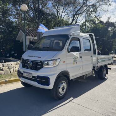 La Municipalidad de San Lorenzo incorporó dos nuevos camiones con recursos propios