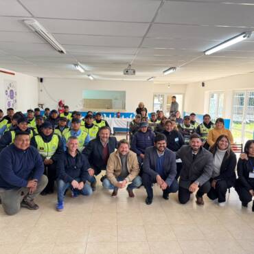 Inspectores de Tránsito de San Lorenzo se capacitaron para fortalecer la seguridad vial