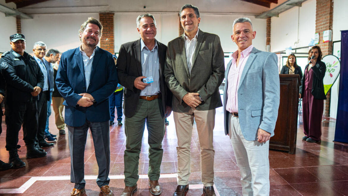 San Lorenzo inauguró su Centro Emisor de Licencias Nacionales de Conducir