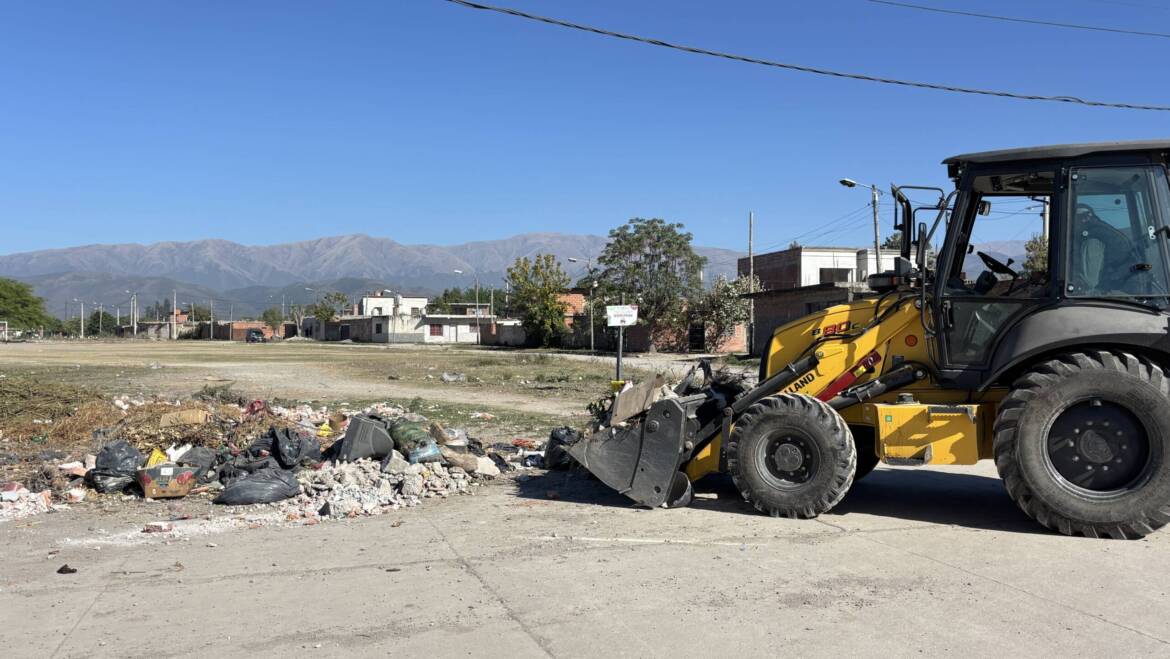 La Municipalidad ya levantó más de 15 microbasurales en el último mes