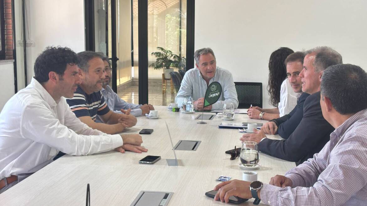 San Lorenzo firmó un convenio con Rentas de la Provincia para fortalecer la administración tributaria